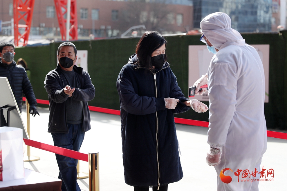 【甘肅全民戰“疫”】蘭州商場營業：熙熙攘攘是未來  限流措施防疫情（組圖）