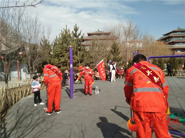 定西渭源：“志愿紅”扮靚美麗城鄉“高顏值”（組圖）