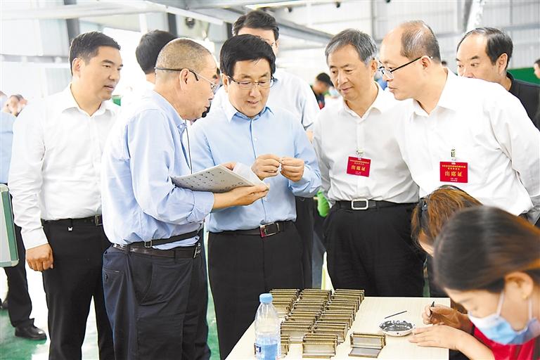 甘肅省深度貧困地區脫貧攻堅現場推進會召開 林鐸唐仁健陳志剛李忠講話 孫偉主持