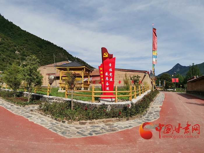 【蘭大新聞學子重走西北角】甘南迭部：村民吃上“文化飯”，搭上“旅游車”