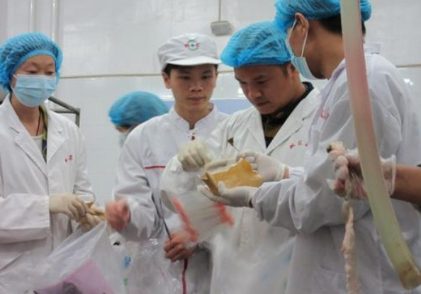 蘭州市飛行檢查生豬屠宰企業