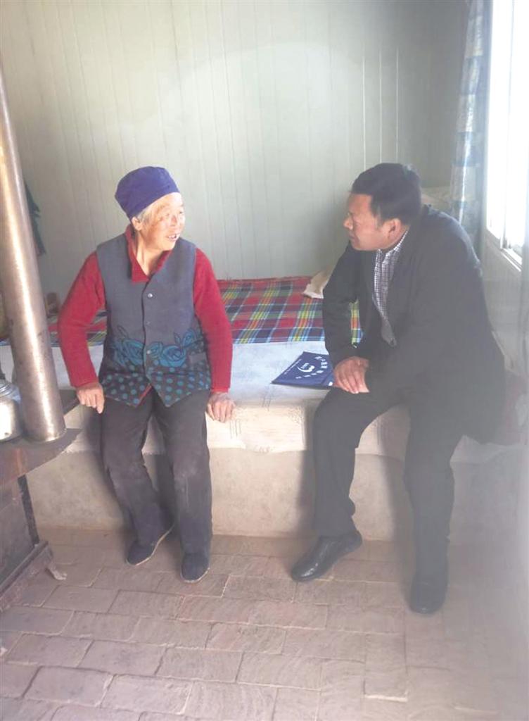 榆中縣扶貧開發辦公室黨組書記、主任王國福：建言獻策當助手 沖鋒陷陣排頭兵