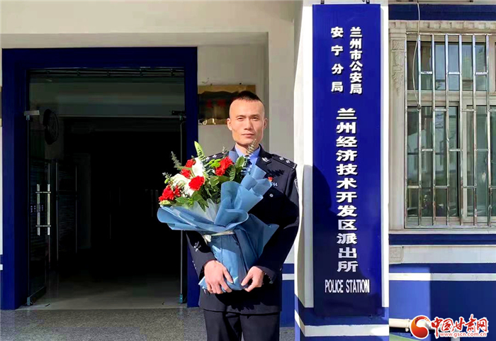 王俊偉和戰友們一起拼過的春夏秋冬