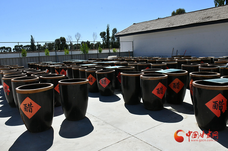 瓜州：“茶醋”加工讓村集體經濟“壯”起來