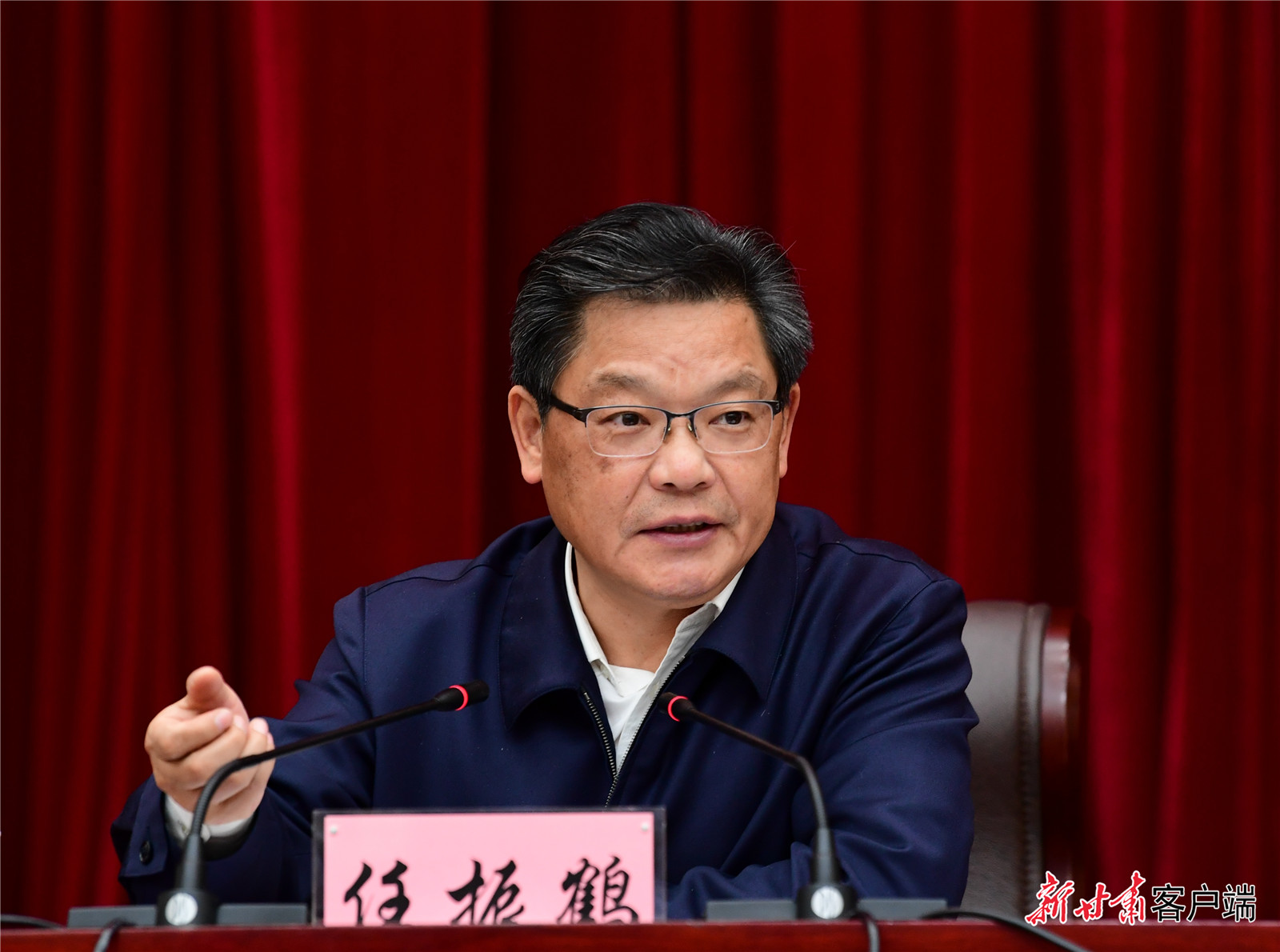 任振鶴在全省新型城鎮化工作推進會議上強調：凝心聚力抓落實、蹄疾步穩向前進，奮力推進新型城鎮化建設再上新臺階