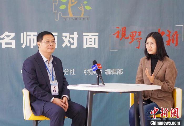 蘭州：“少年科學院”攜高校育人才小學生與實驗室零距離接觸