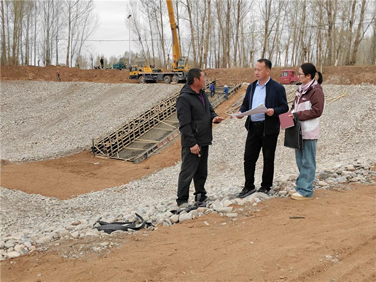 1712619738879042.jpg 55.jpg